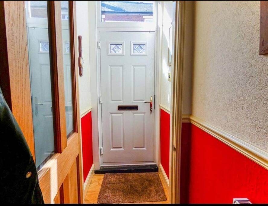 Sommerset Cottages - 2 Bedroom House Съндърланд Екстериор снимка